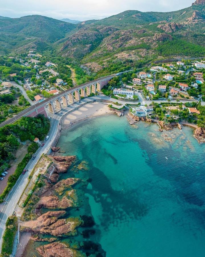 Studio 1 Neuf A 100 M Des Plages Et De La Gare Saint-Raphael (Var) Exterior foto
